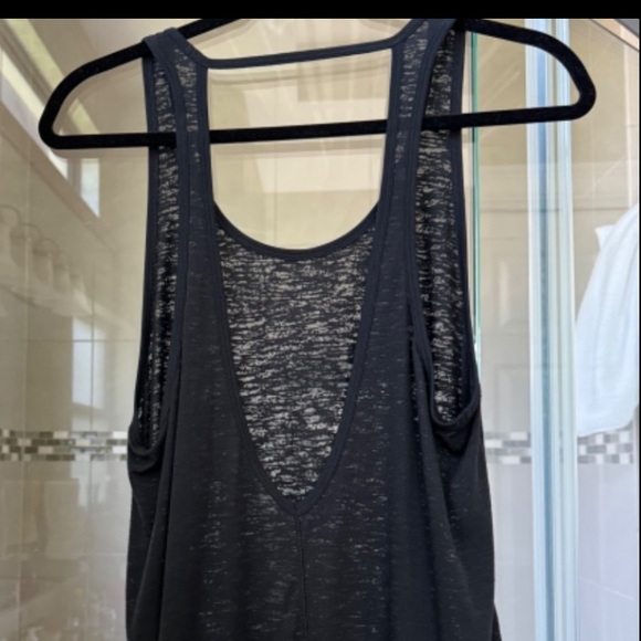 NWT Lululemon Breeze Through Tank Size 8 - Picture 7 of 9